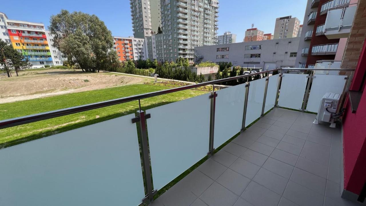 3 Room Apartment 2X Balcony, New Building, 21 براتسيلافا المظهر الخارجي الصورة
