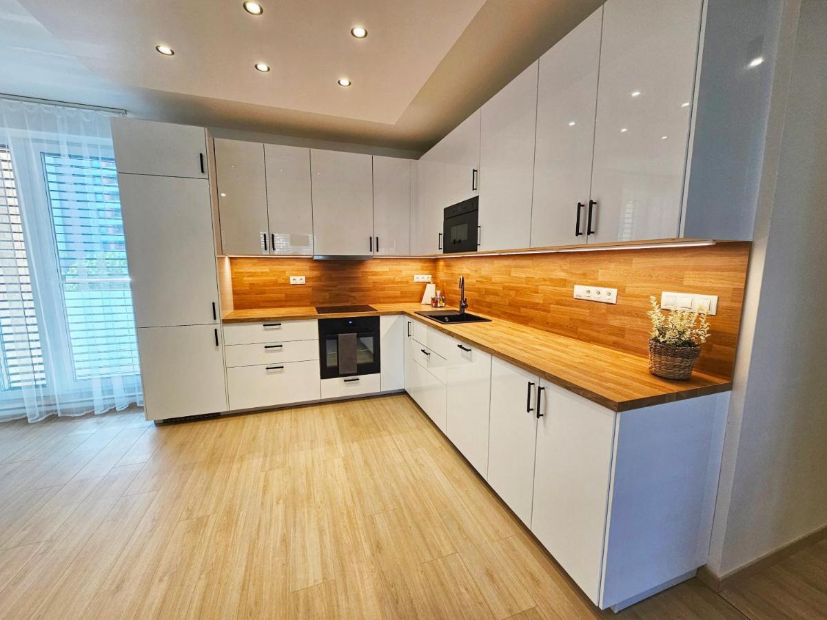 3 Room Apartment 2X Balcony, New Building, 21 براتسيلافا المظهر الخارجي الصورة